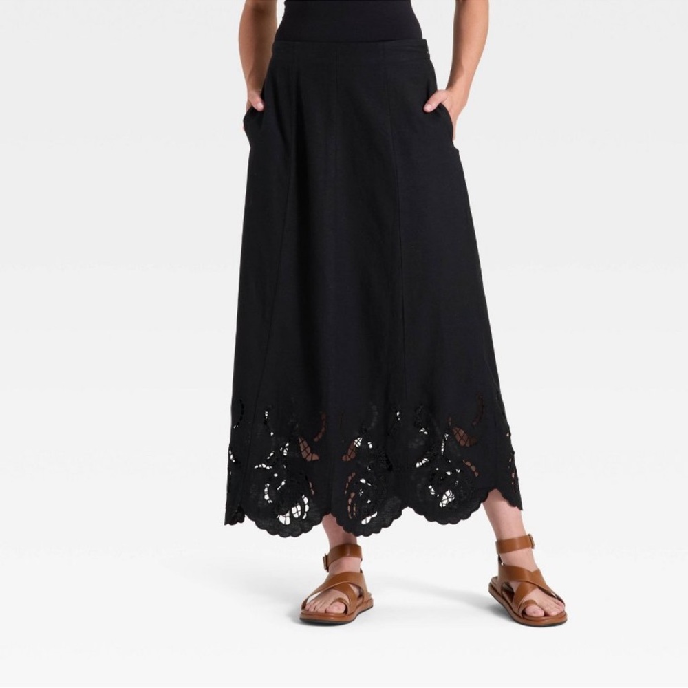 Universal Thread Black A-Line Skirt - Picture 1 of 3